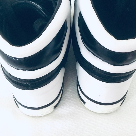 PRE OWNED Versace Leather/Nylon Men’s Hightop Black White Sneaker Sz 43EU / 10US - Picture 7 of 16